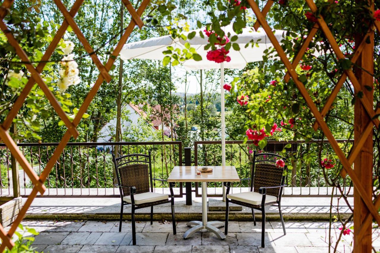 Hotel Restaurant Zwergschloesschen Gera Esterno foto