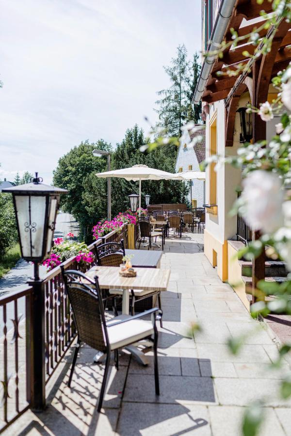 Hotel Restaurant Zwergschloesschen Gera Esterno foto
