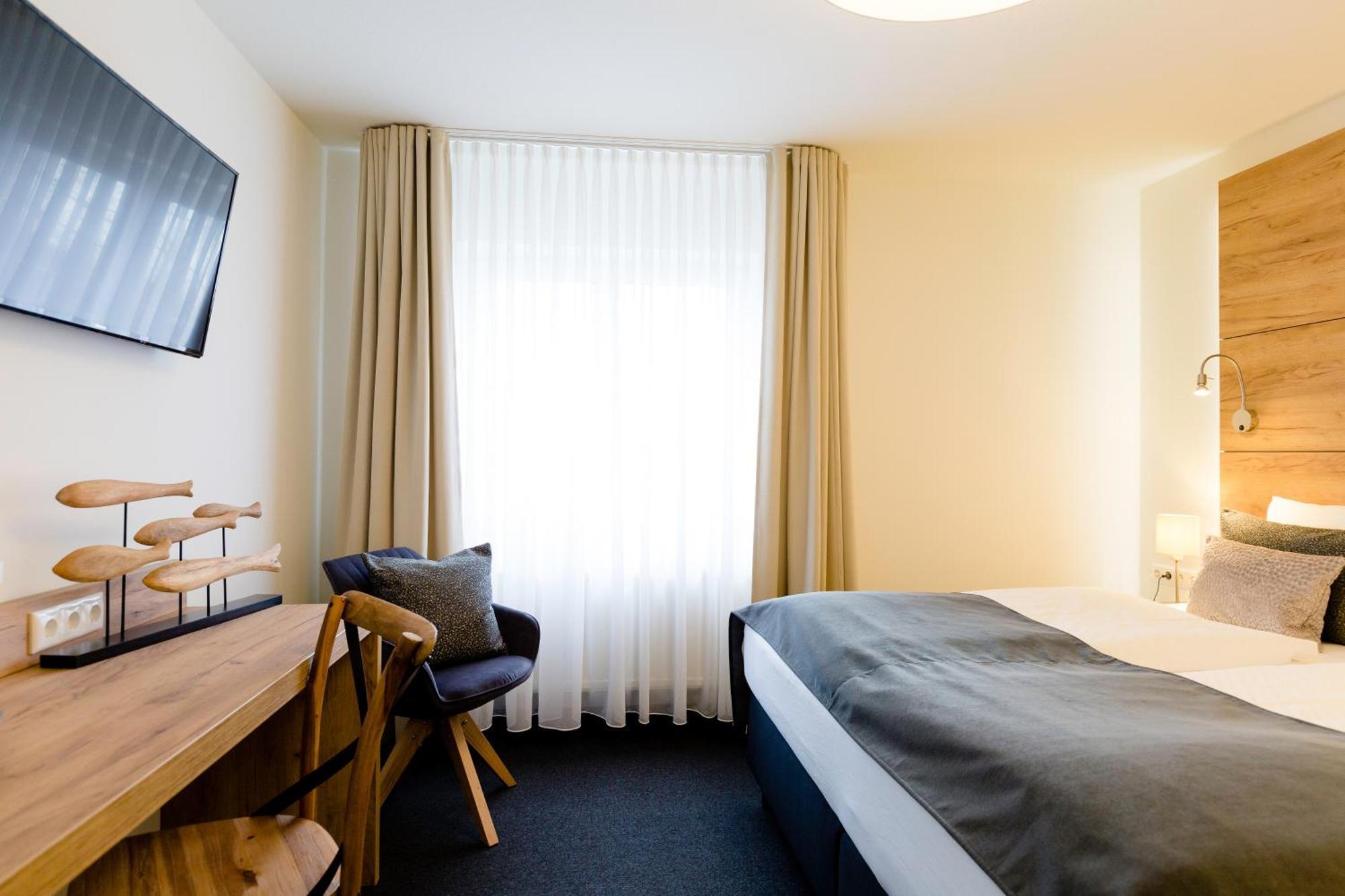 Hotel Restaurant Zwergschloesschen Gera Esterno foto